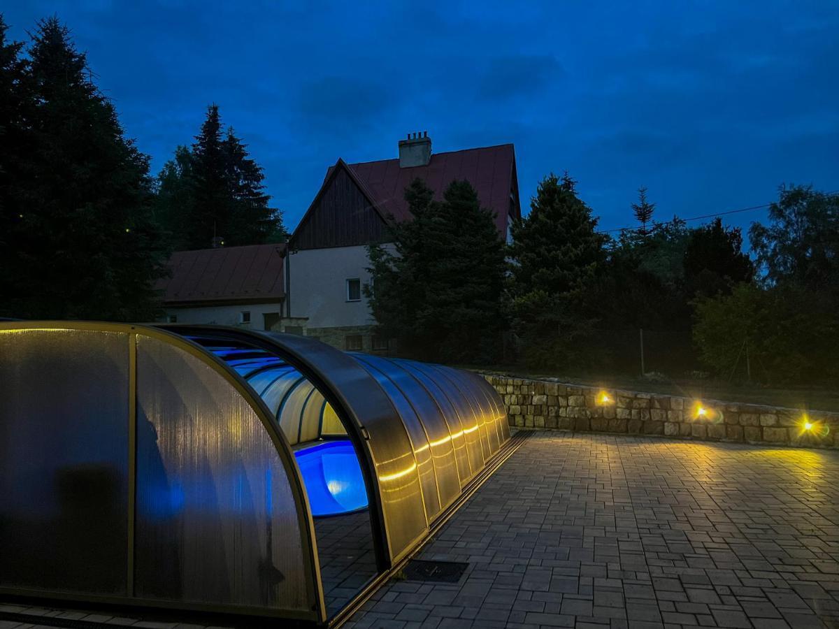 Guest House Luft Sneznik Exterior foto